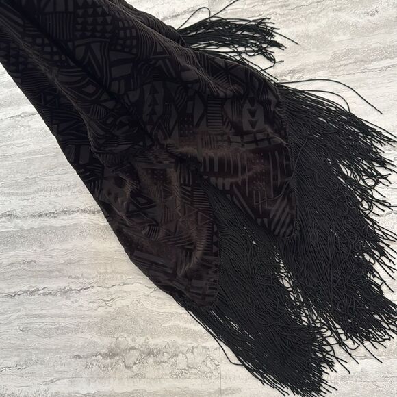 Black Fringe Velvet Top - Picture 3 of 4